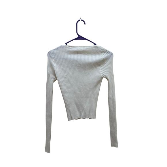 Superdown NWT Sz M Women’s White Sweater Hook and Eye Detail Slim Fit - Picture 3 of 6